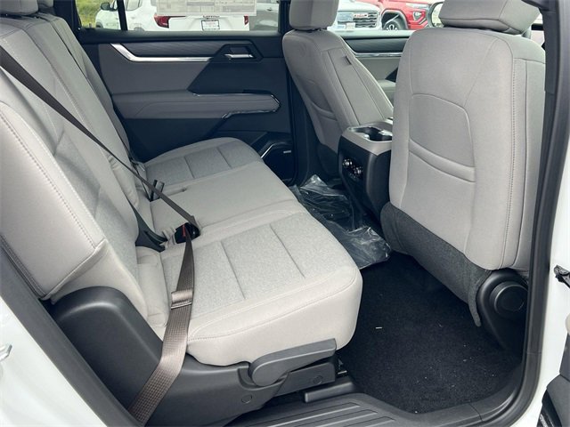 New 2025 GMC Acadia Elevation image 28