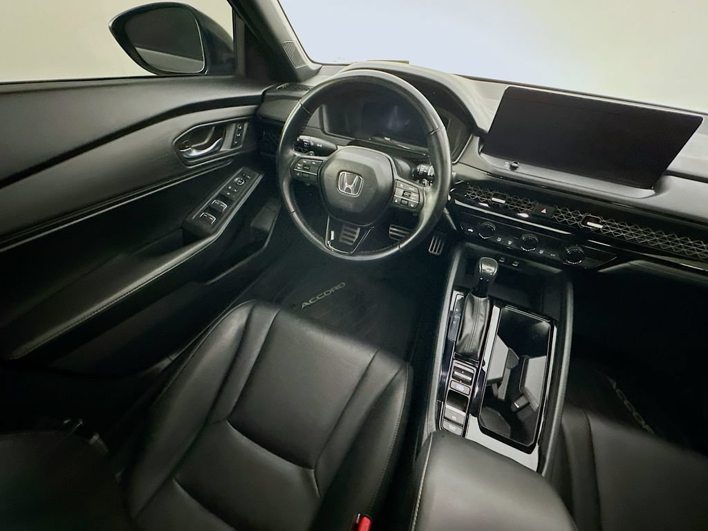 Used 2023 Honda Accord Sport image 9