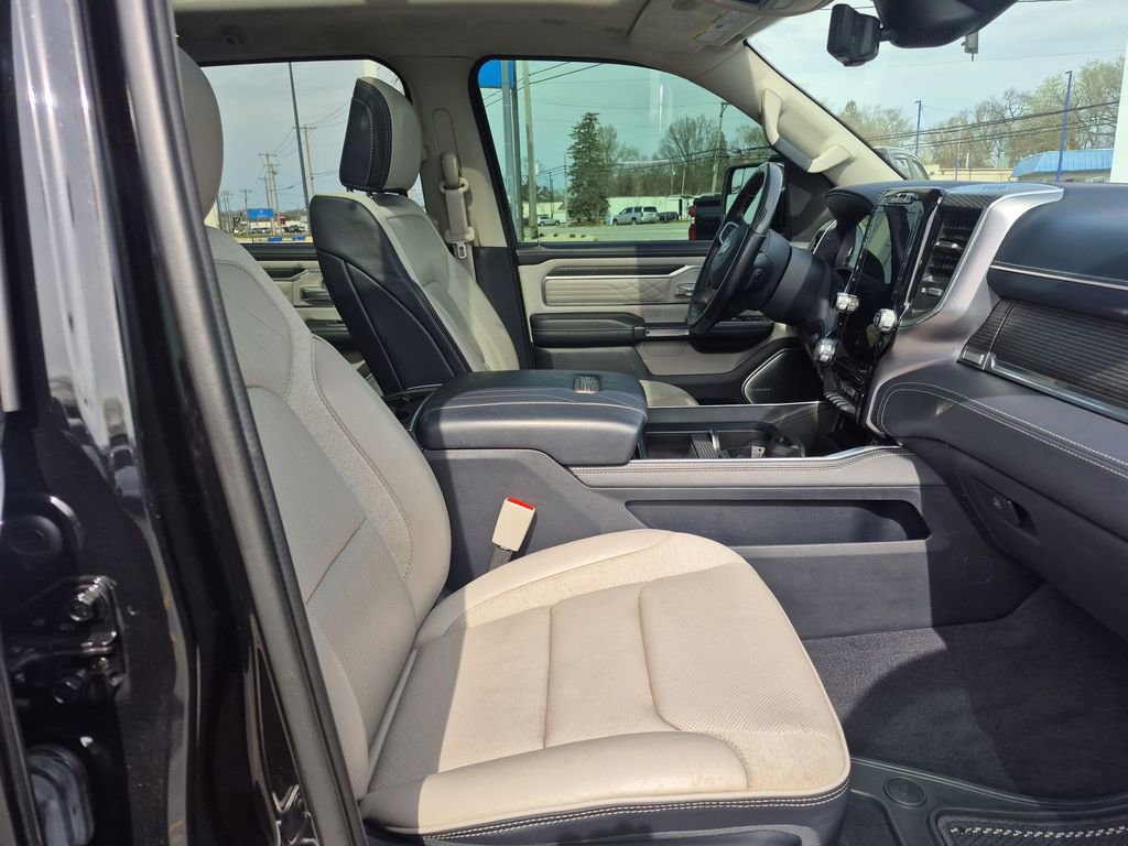 Used 2022 RAM 1500 Limited image 31