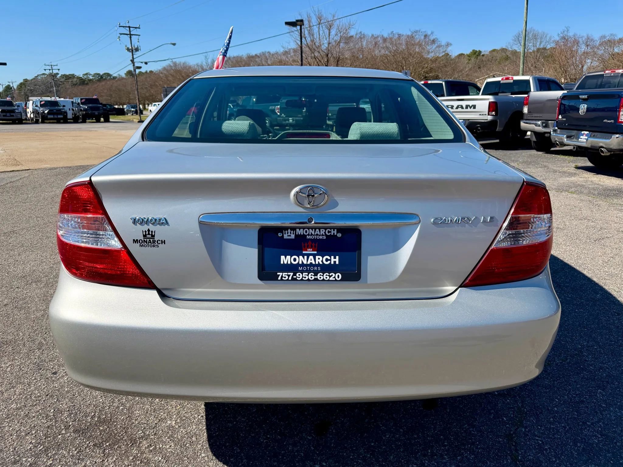 Used 2002 Toyota Camry LE FWD image 4