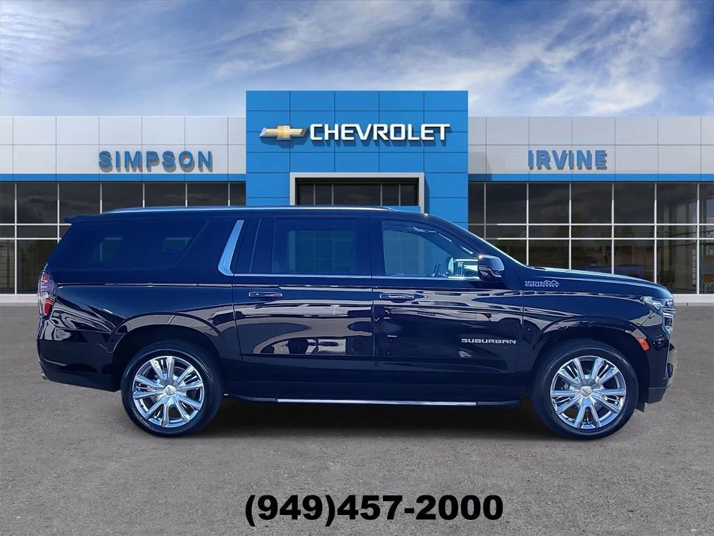 Used 2023 Chevrolet Suburban High Country image 9