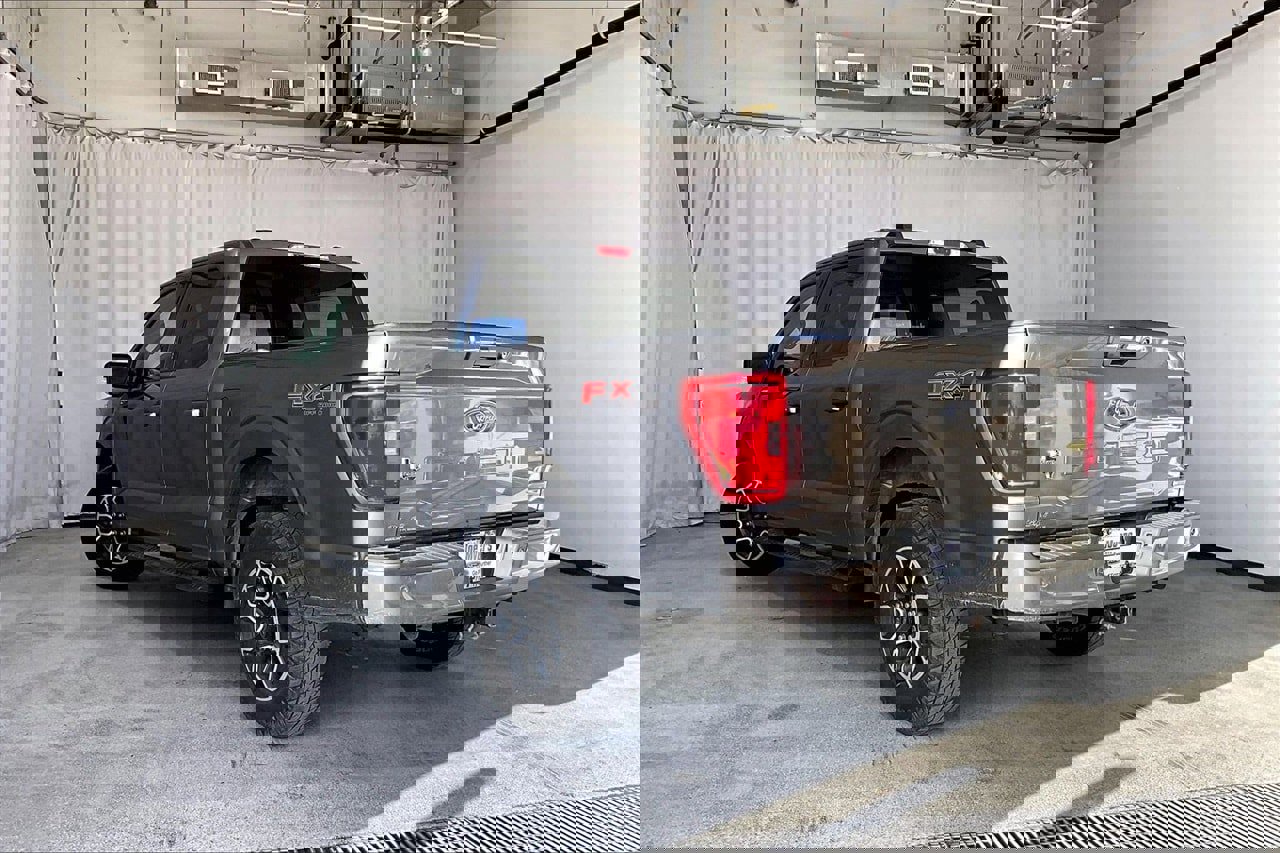 Used 2021 Ford F150 XLT w/ Equipment Group 302A High image 5