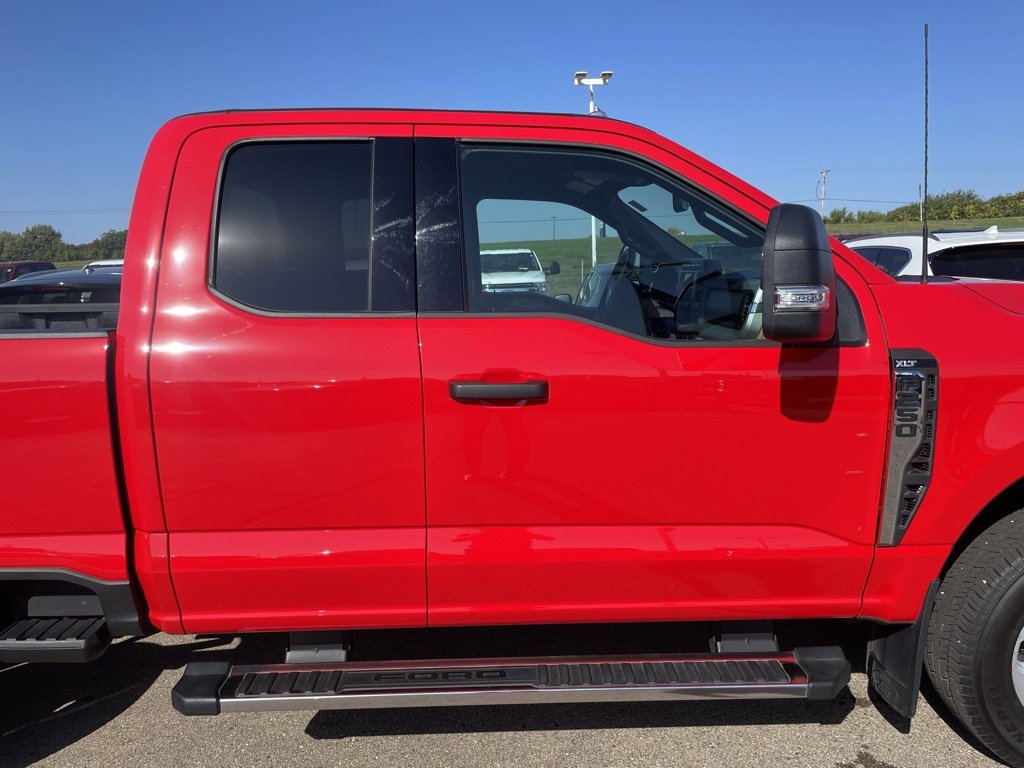 Used 2023 Ford F250 XLT image 27