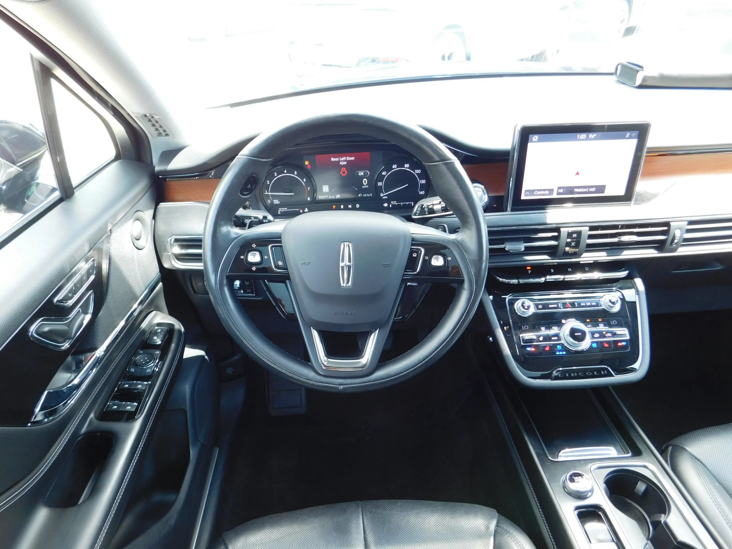 Used 2020 Lincoln Corsair Reserve w/ Equipment Group 201A AWD/4WD image 17