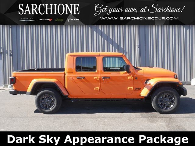 New 2025 Jeep Gladiator Sport image 1