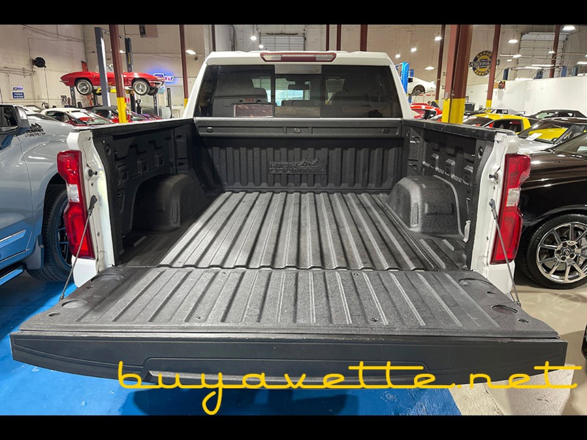 Used 2021 Chevrolet Silverado 1500 High Country w/ Safety Package II AWD/4WD image 27