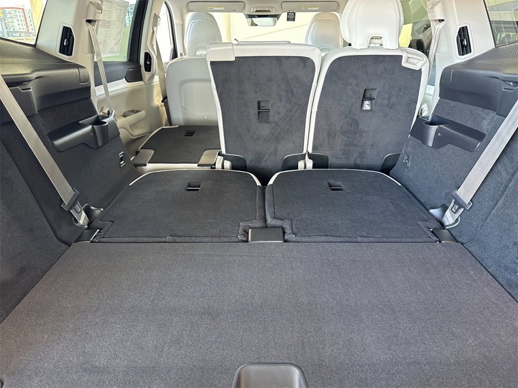 New 2025 Volvo EX90 Plus image 15