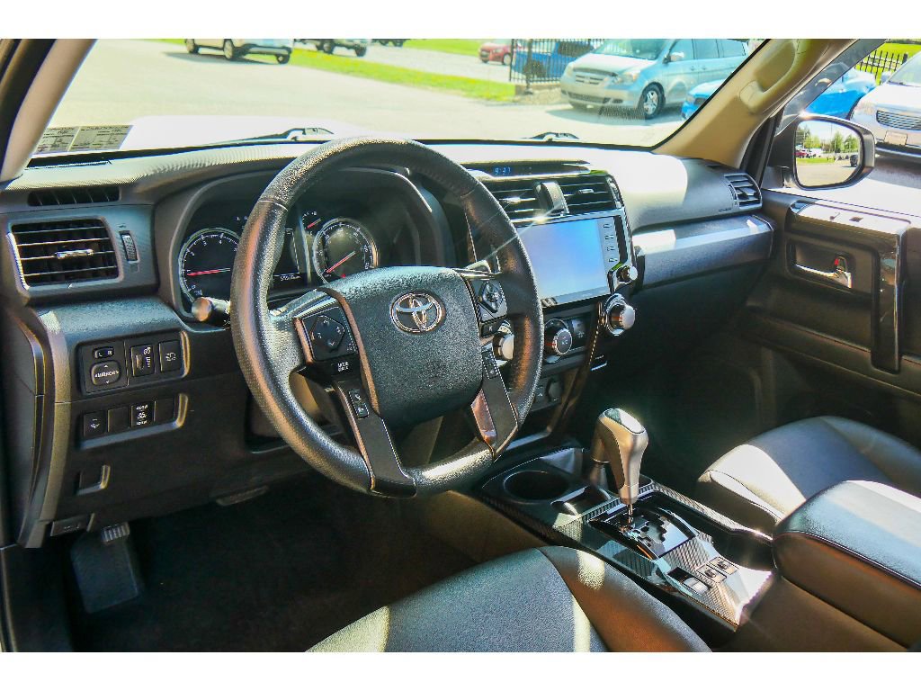 Used 2021 Toyota 4Runner TRD Off-Road Premium w/ Moonroof Package AWD/4WD image 12