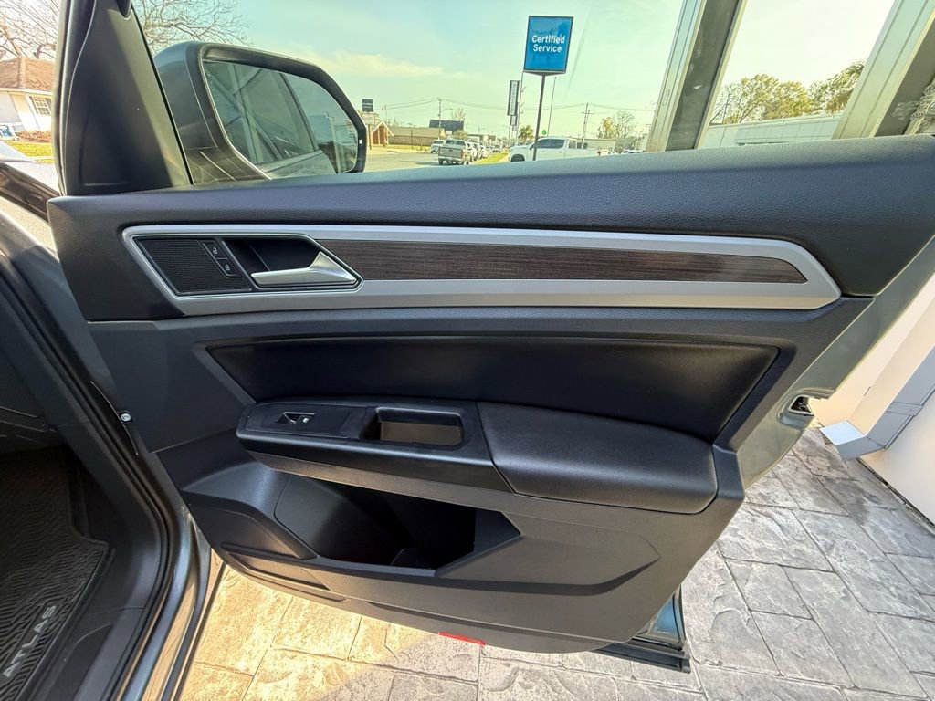 Used 2019 Volkswagen Atlas SE image 35