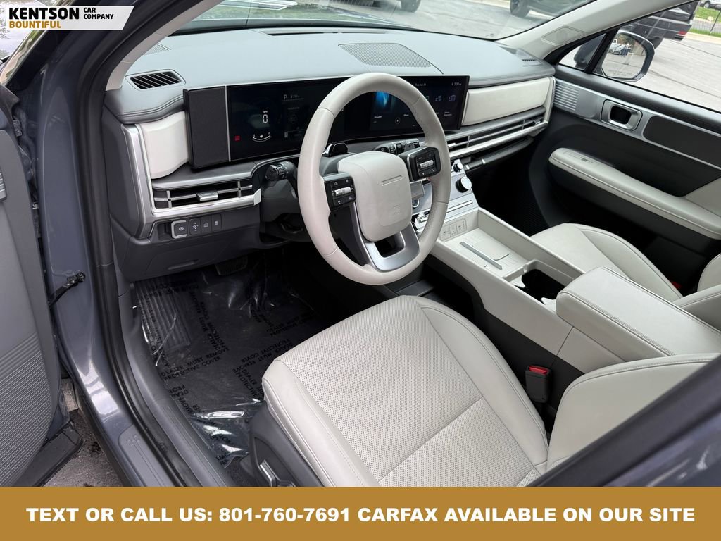 Used 2025 Hyundai Santa Fe SEL image 32