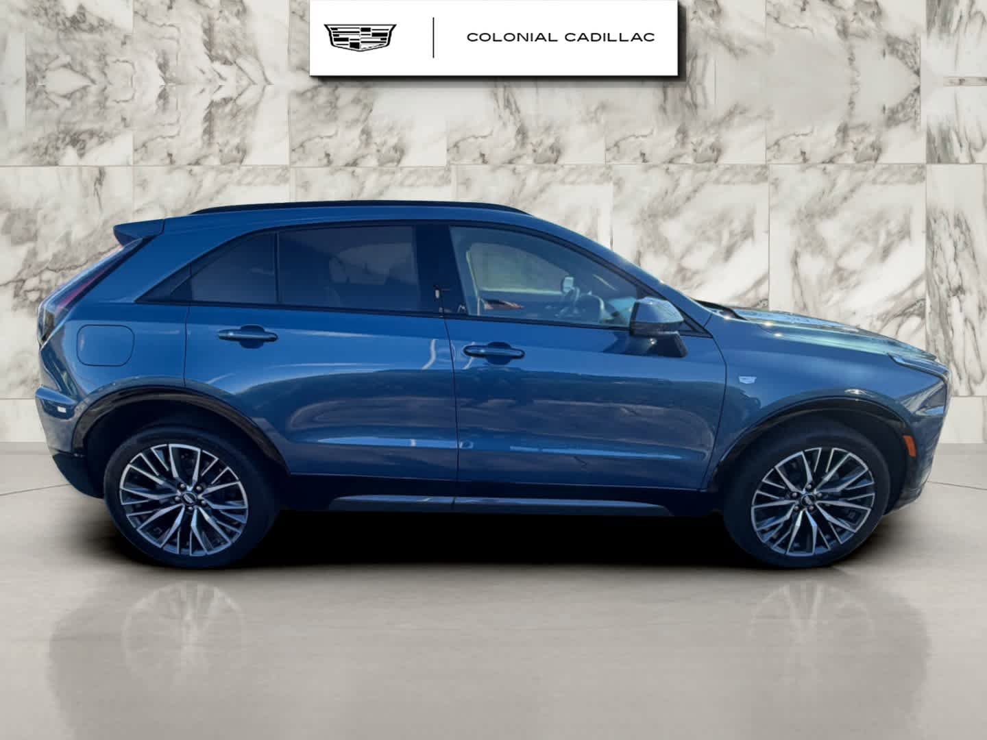 Used 2024 Cadillac XT4 Sport w/ Cold Weather Package AWD/4WD image 8