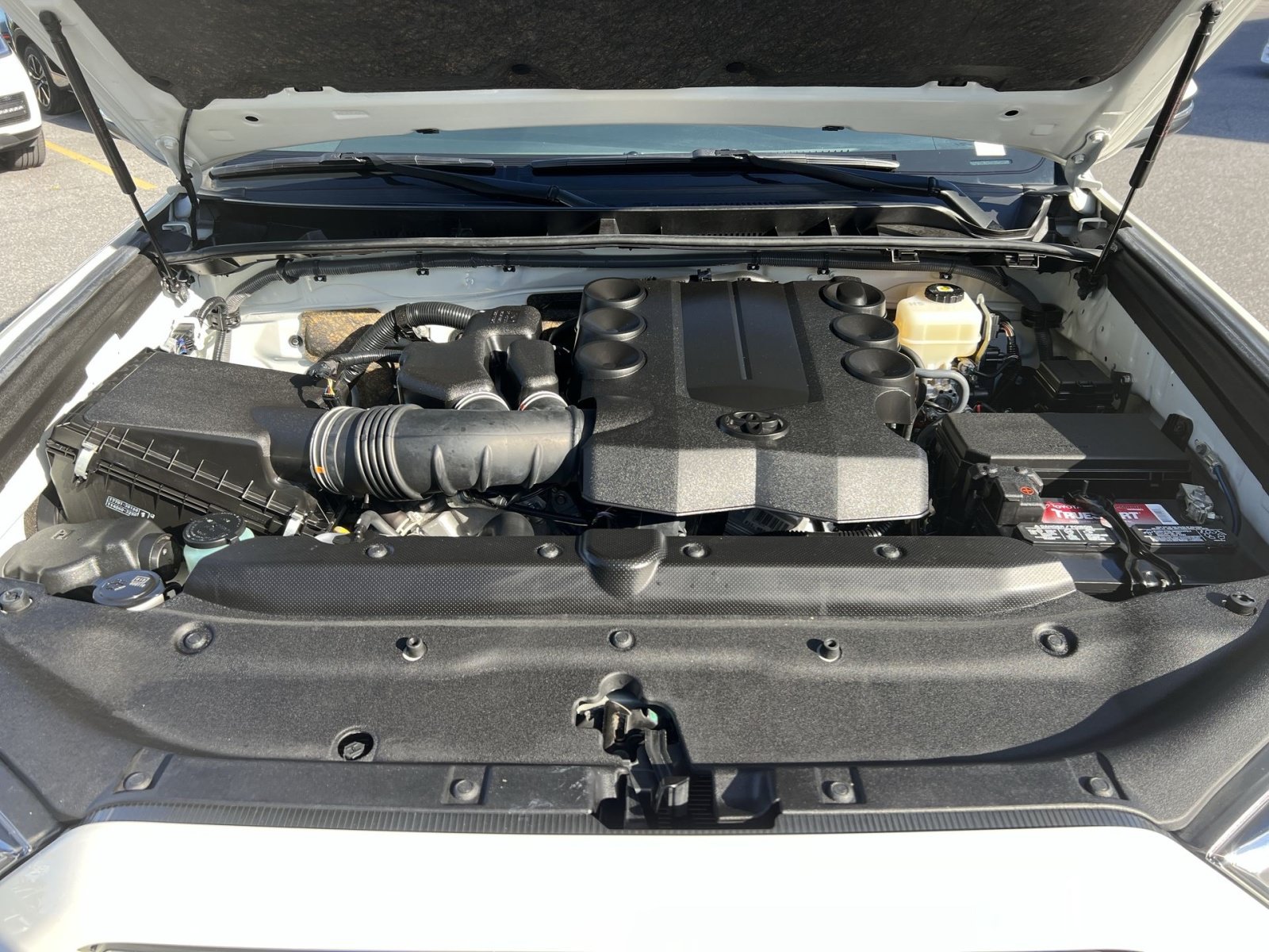 Used 2022 Toyota 4Runner Limited AWD/4WD image 28