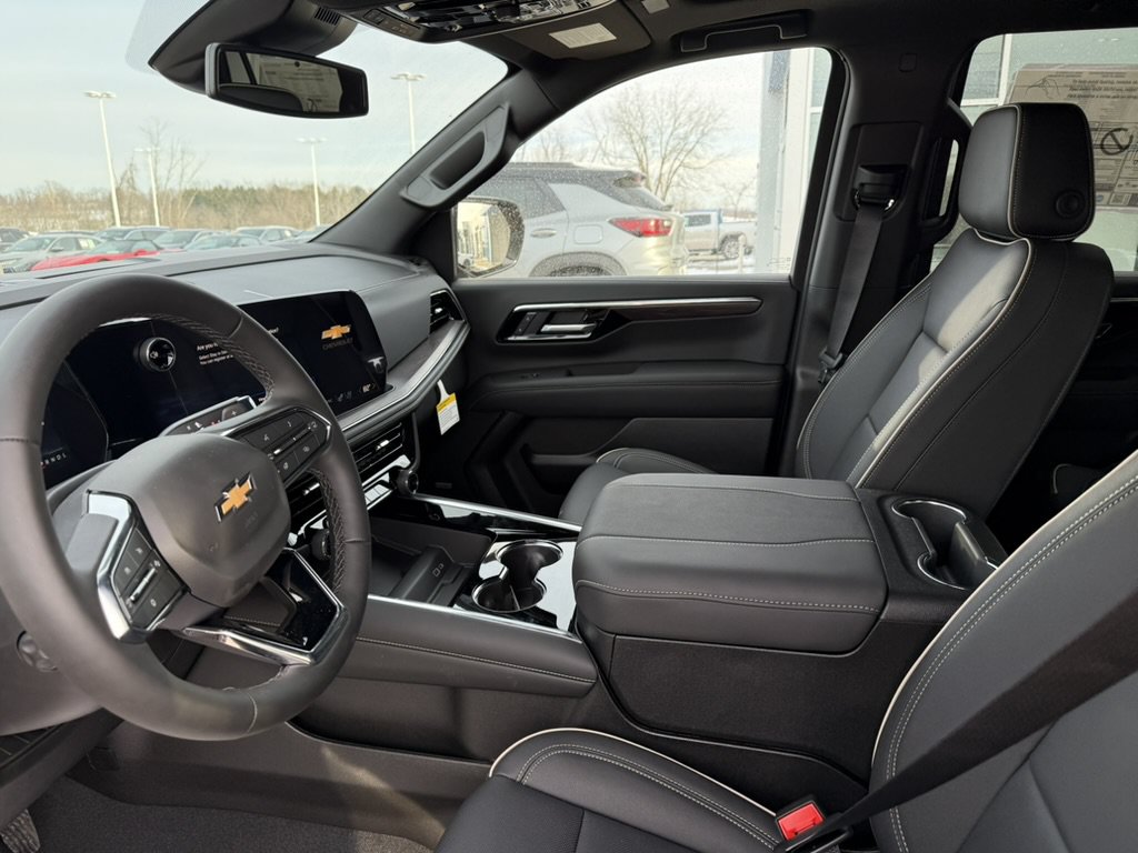 New 2026 Chevrolet Tahoe Premier w/ Sun And Tow Package AWD/4WD image 12