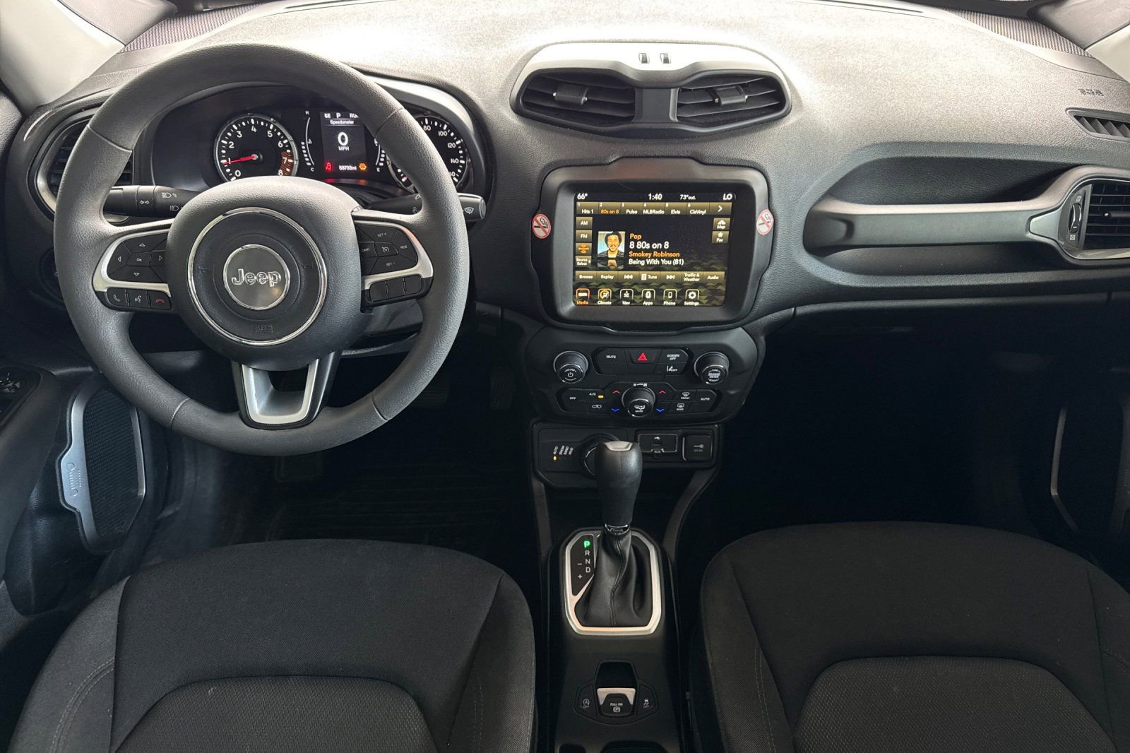 Used 2023 Jeep Renegade Latitude AWD/4WD image 15