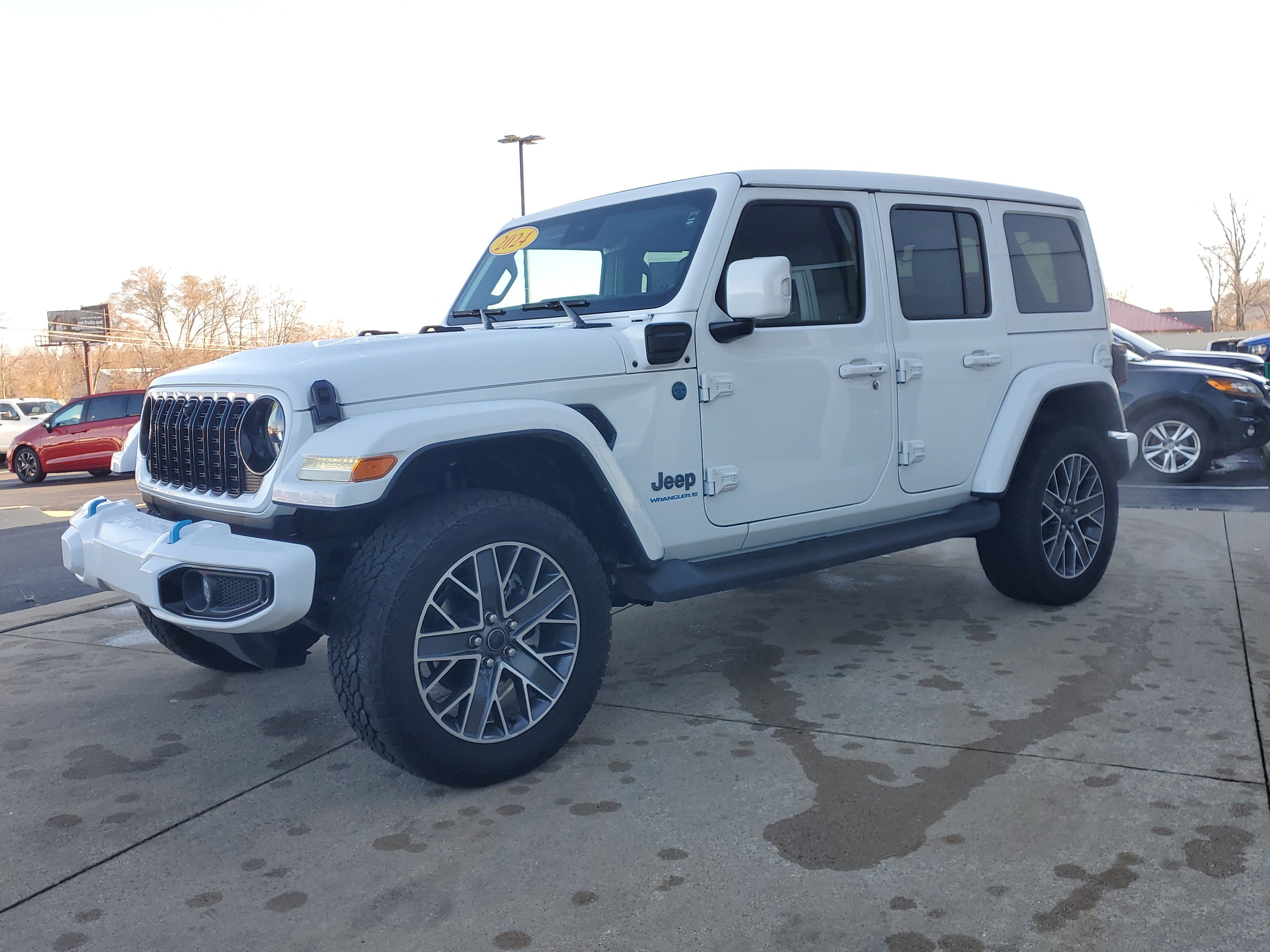 Used 2024 Jeep Wrangler High Altitude image 2