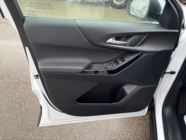 New 2026 Chevrolet Equinox LT w/ Safety and Technology Package image 7