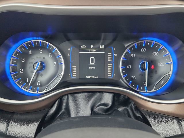 Used 2018 Chrysler Pacifica Touring Plus image 39