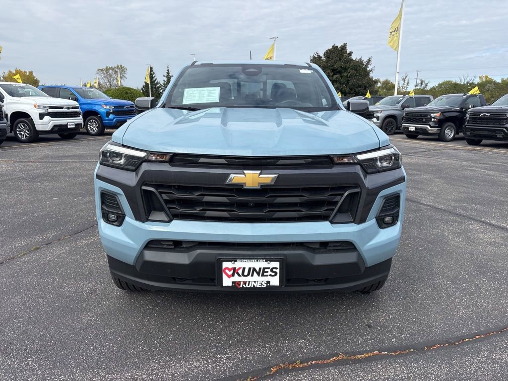New 2025 Chevrolet Colorado LT w/ LT Convenience Package image 2