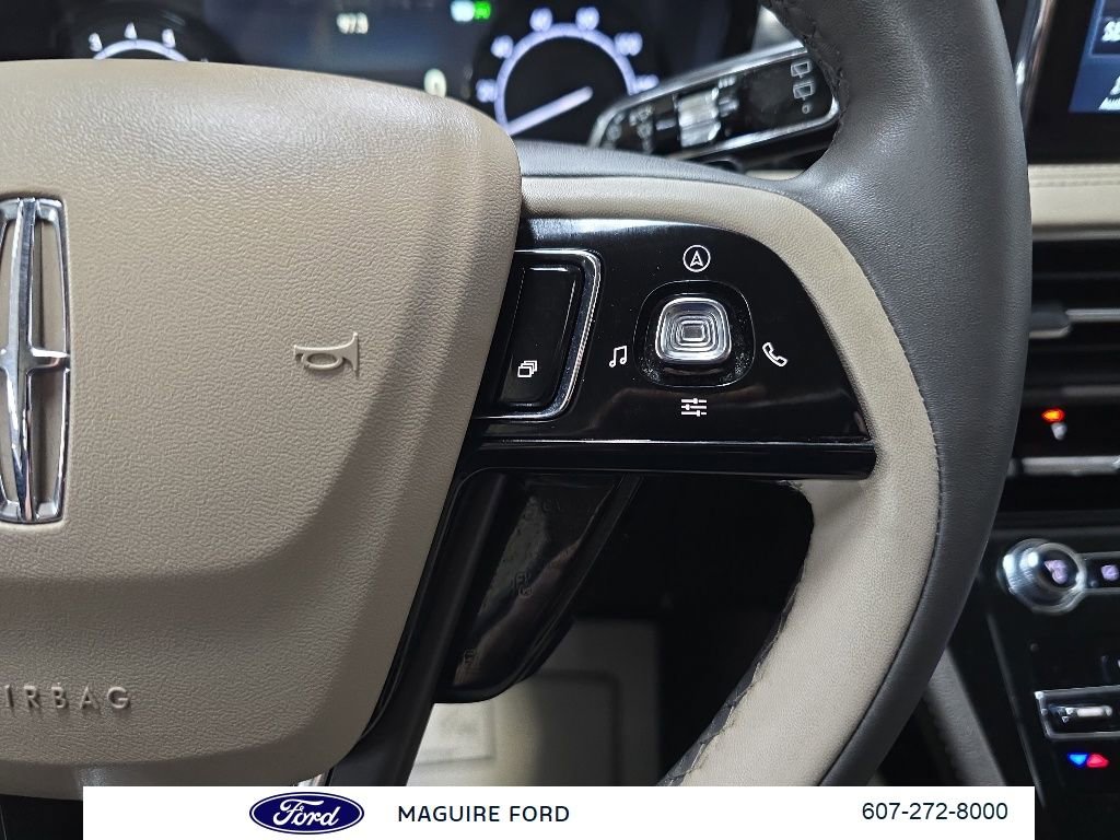 Used 2022 Lincoln Corsair AWD w/ Equipment Group 101A image 23