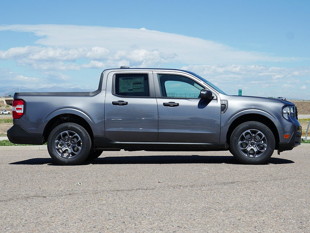 New 2026 Ford Maverick XLT w/ Equipment Group 301A AWD/4WD image 6