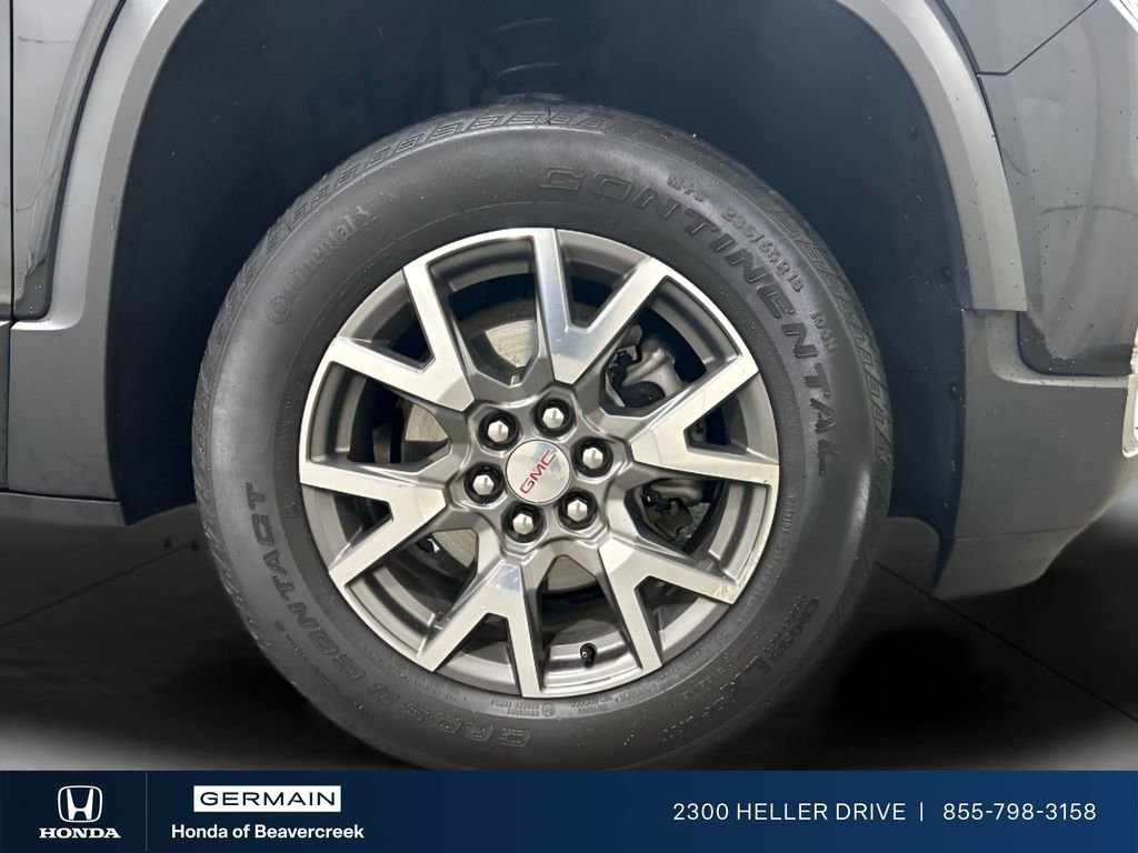 Used 2023 GMC Acadia SLE image 15