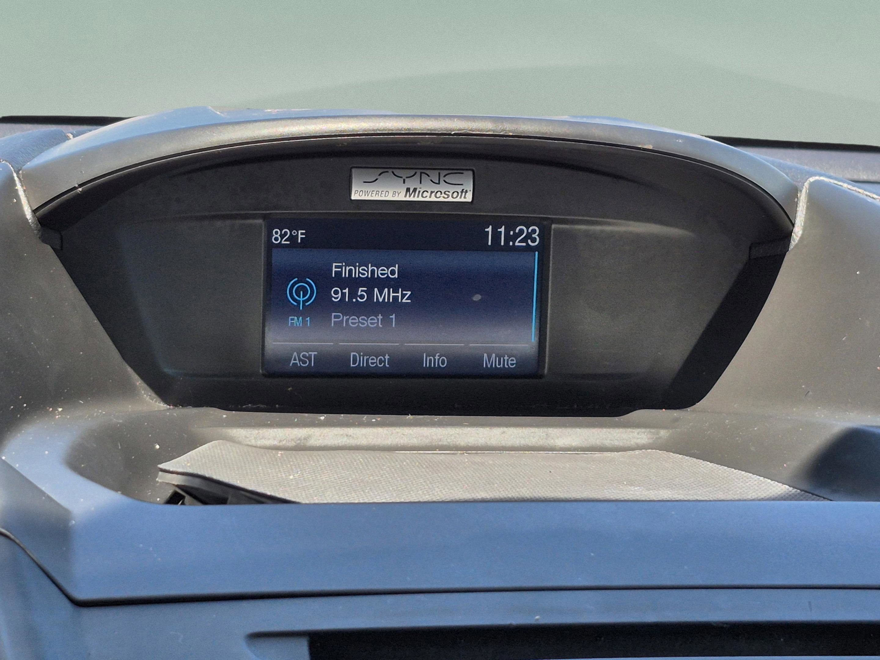 Used 2015 Ford Escape SE FWD image 22