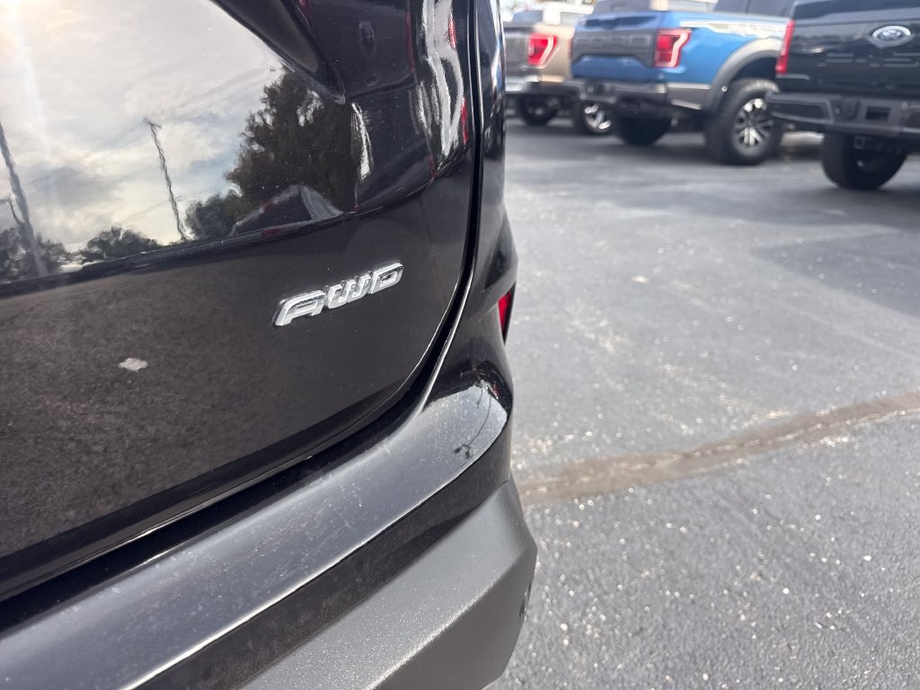 Used 2024 Ford Edge SEL w/ Convenience Package AWD/4WD image 12