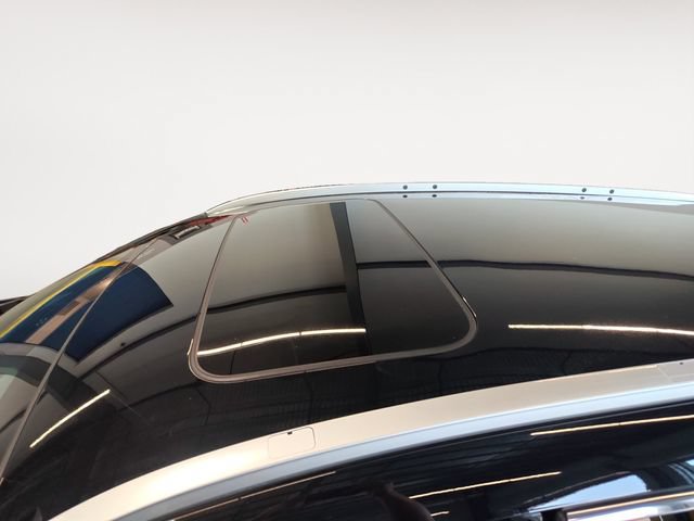Used 2022 Honda CR-V Touring image 6