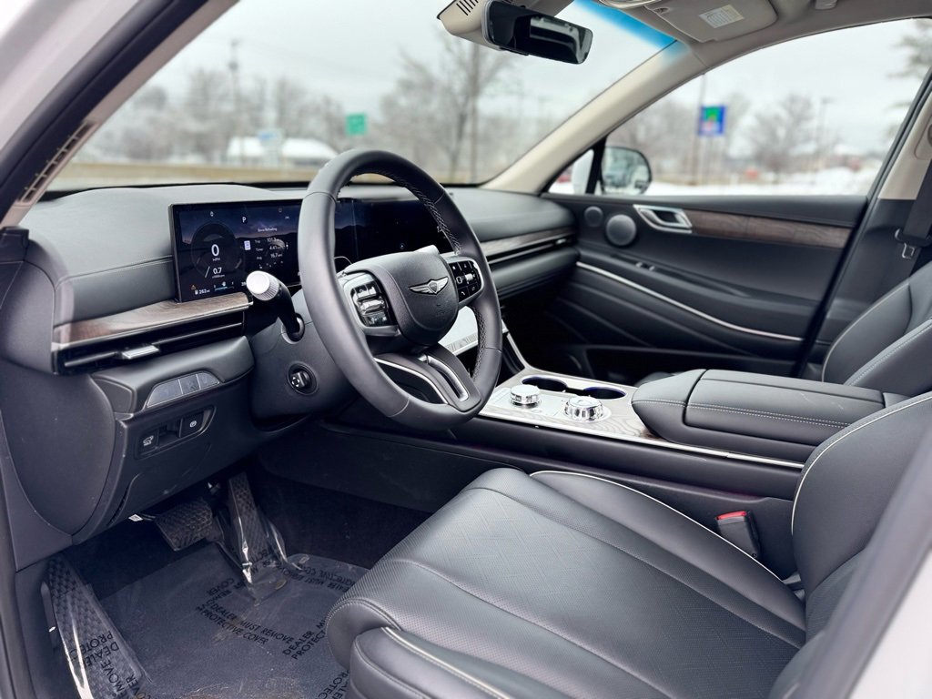 Used 2025 Genesis GV80 3.5T Advanced image 14