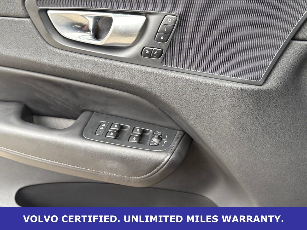 Certified 2024 Volvo XC60 B5 Plus w/ Protection Package Premier AWD/4WD image 27