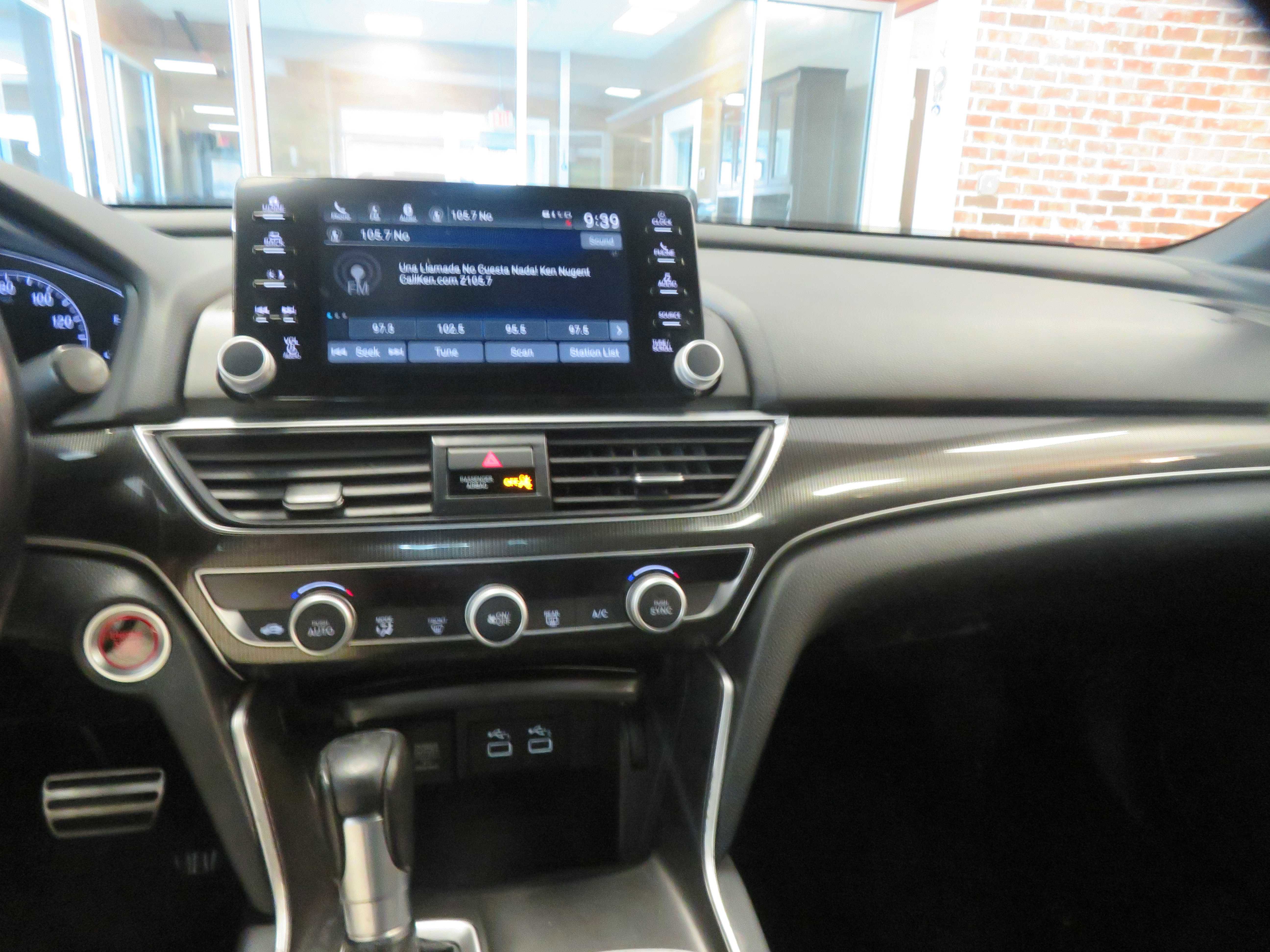 Used 2021 Honda Accord Sport image 35
