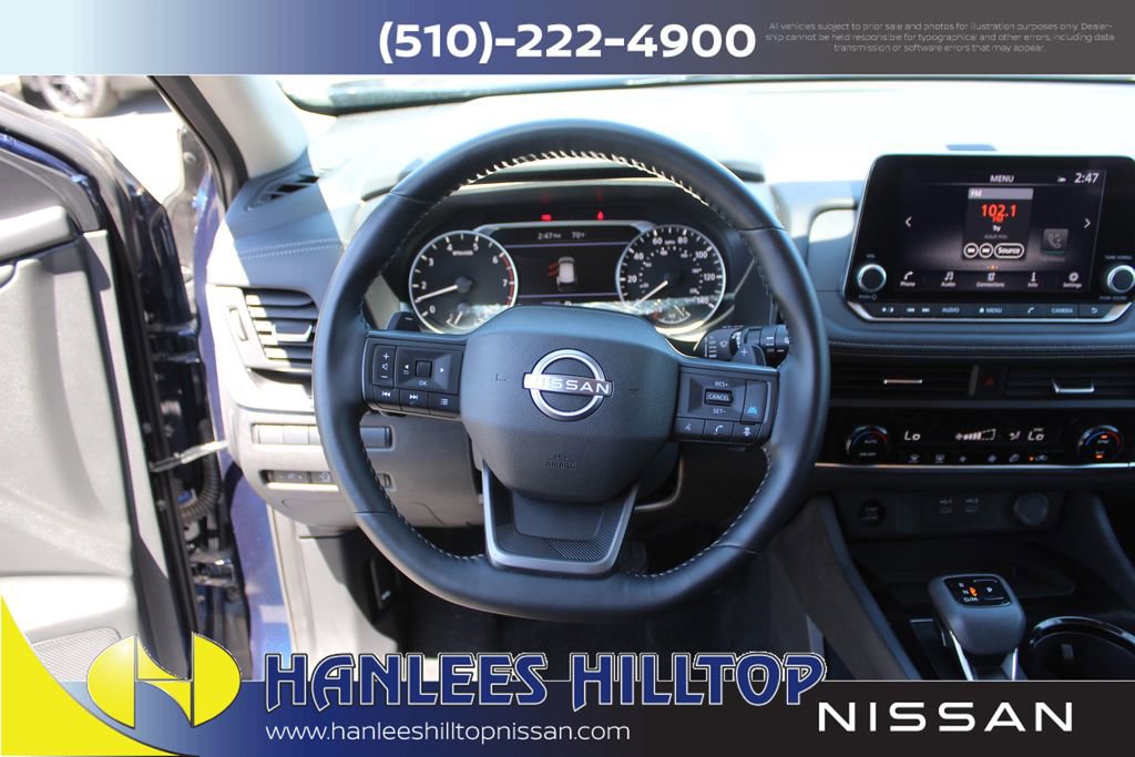 Used 2025 Nissan Rogue SV FWD image 18