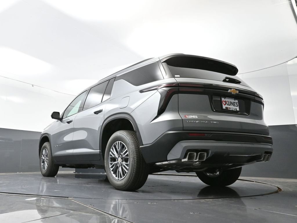New 2026 Chevrolet Traverse LT w/ Driver Confidence Package image 42