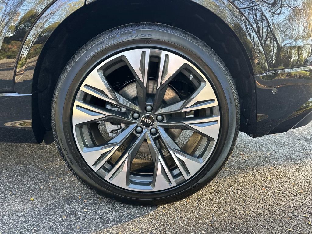 New 2026 Audi Q8 Premium Plus image 10