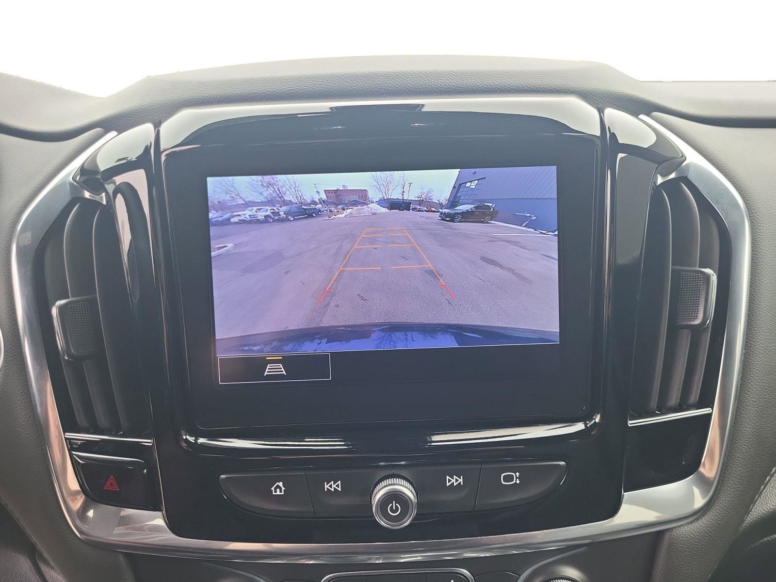 Certified 2023 Chevrolet Traverse LT image 17