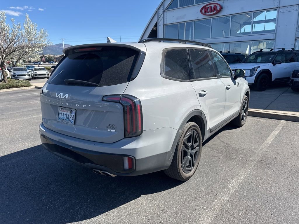 Used 2024 Kia Telluride SX Prestige X-Line image 2