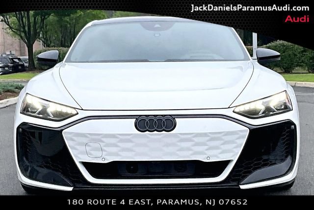Used 2025 Audi RS e-tron GT performance w/ 21" Wheel Package AWD/4WD image 3