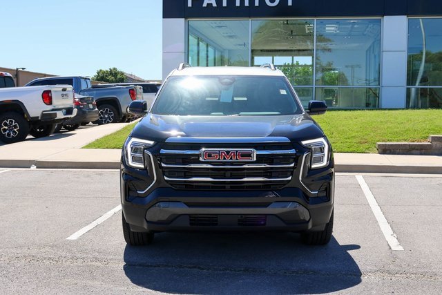 New 2026 GMC Terrain Elevation w/ Elevation Premium Package image 2