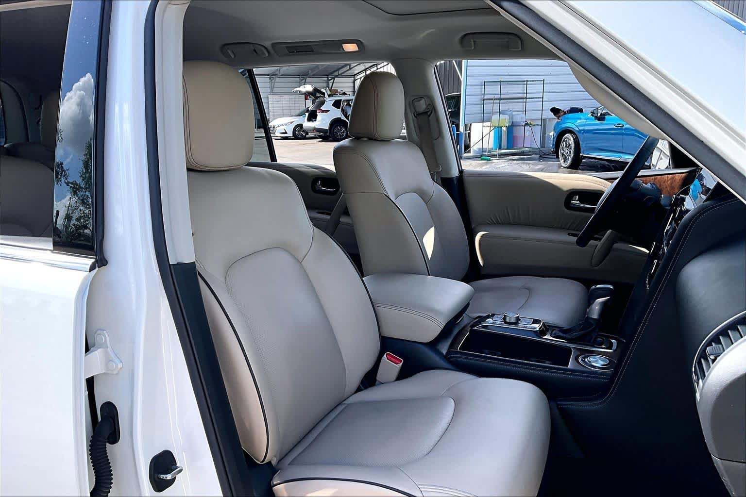 Used 2023 Nissan Armada SL w/ Cargo Package image 9