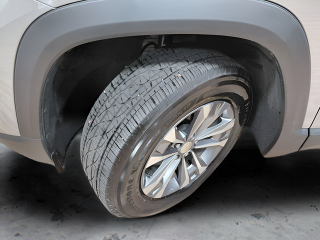 Used 2026 Chevrolet Equinox LT FWD image 19