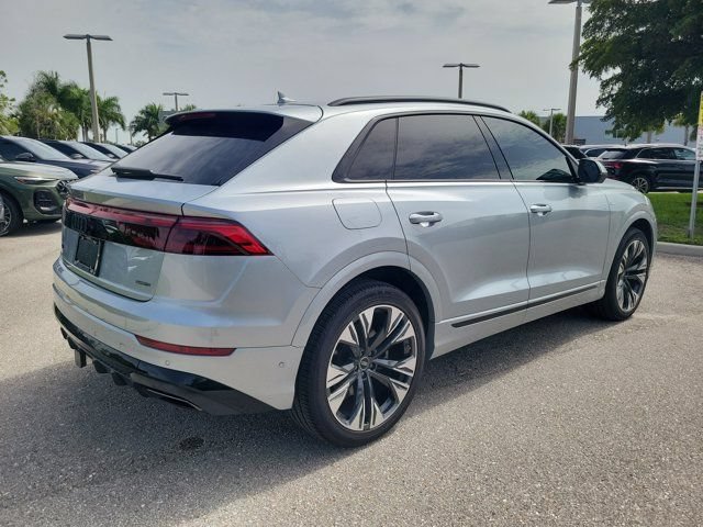 Certified 2025 Audi Q8 Premium Plus w/ Premium Plus Package AWD/4WD image 7