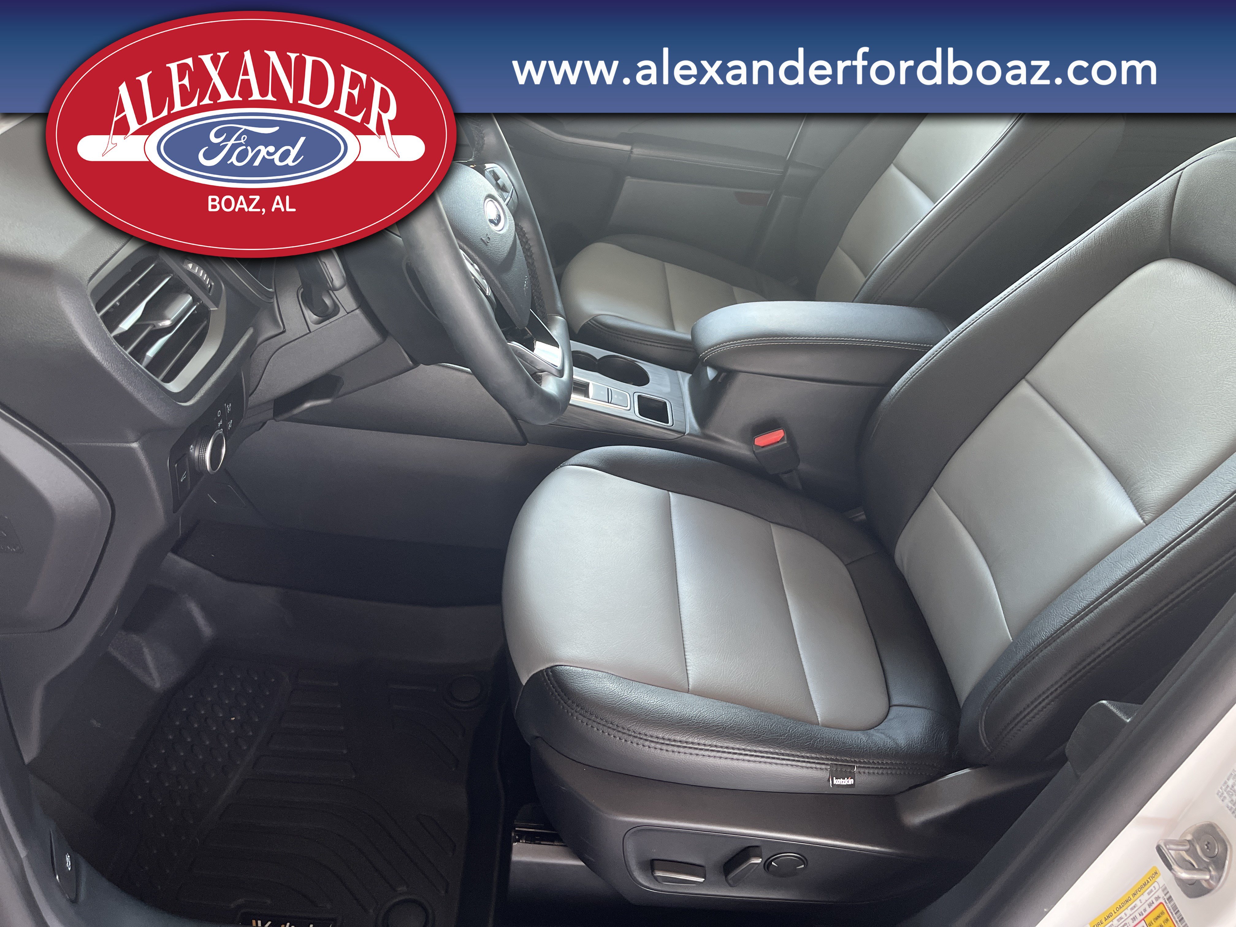 Used 2025 Ford Escape Active w/ Active Premium Tech Pack FWD image 8