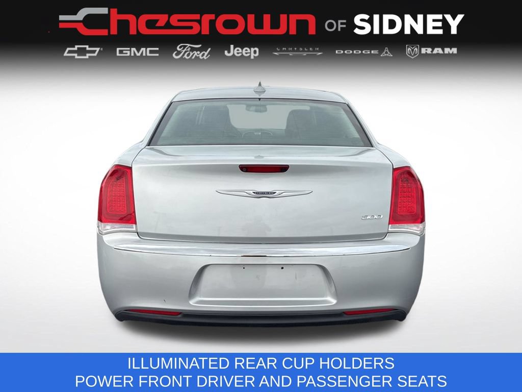 Used 2019 Chrysler 300 Touring L w/ Quick Order Package 22F RWD image 4