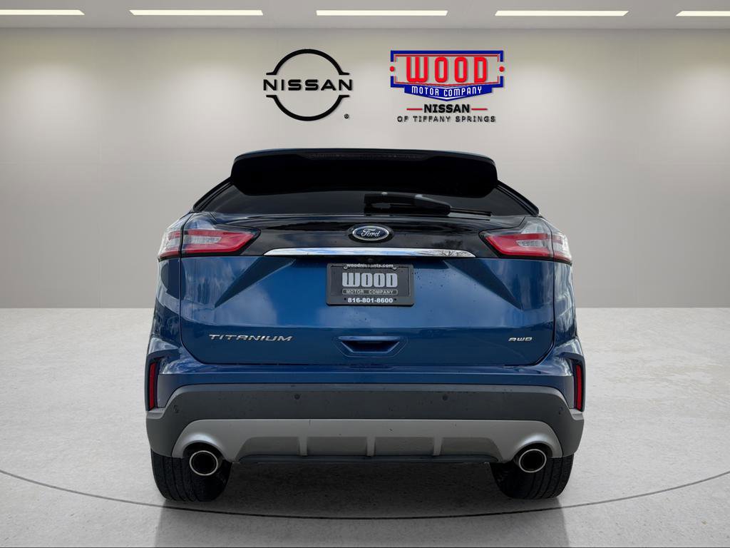 Used 2023 Ford Edge Titanium AWD/4WD image 3