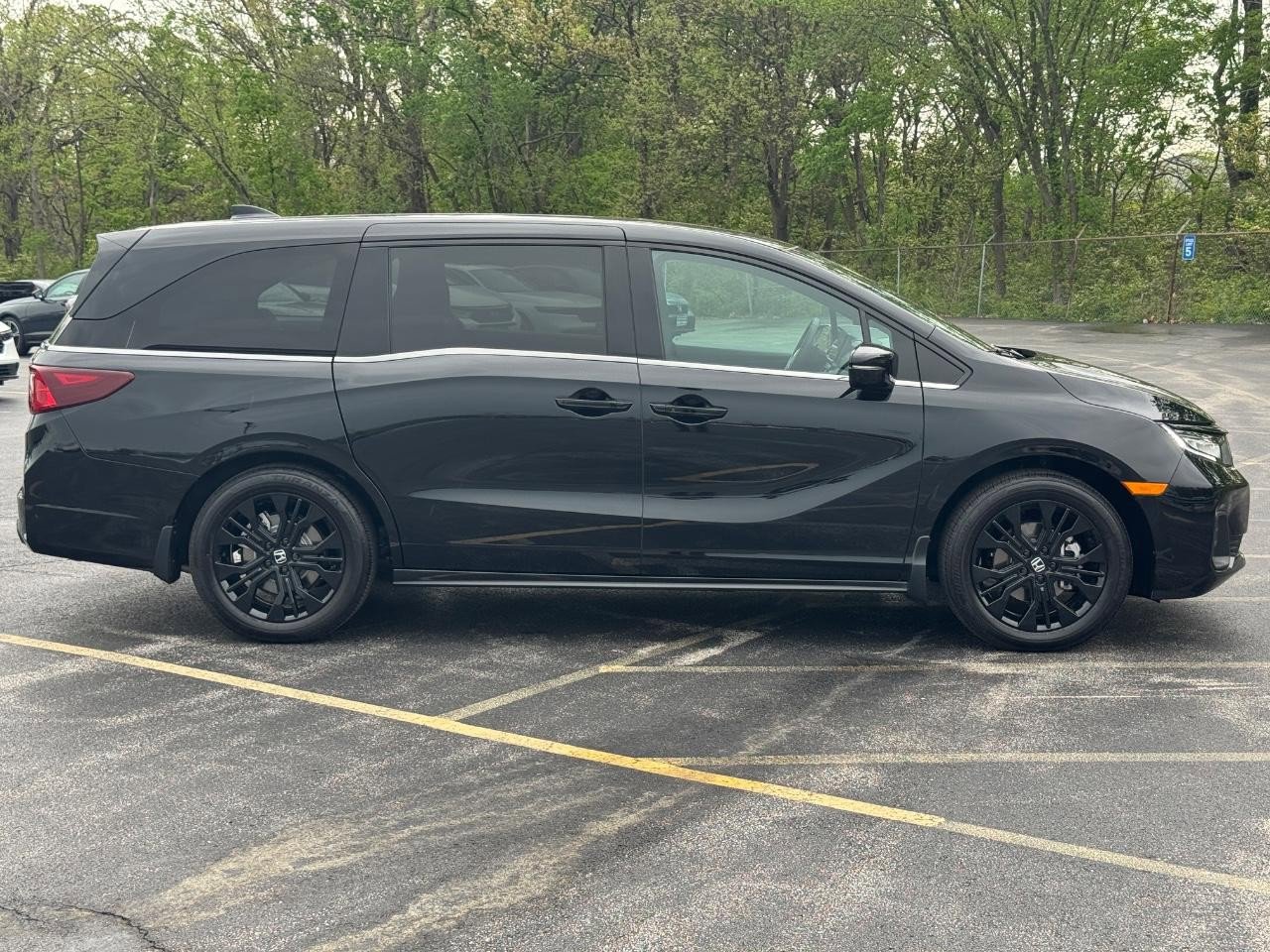 Certified 2025 Honda Odyssey Sport-L image 3