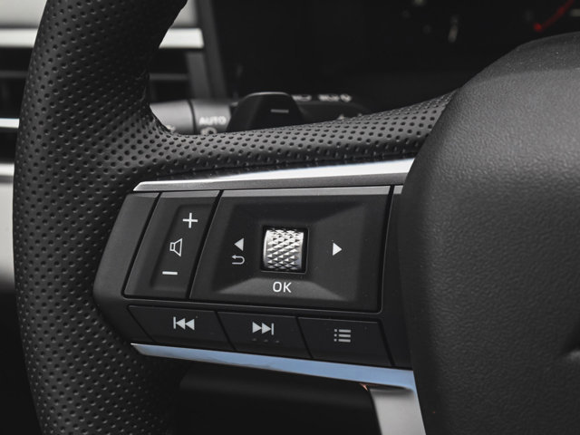 New 2025 Mitsubishi Outlander SEL image 25