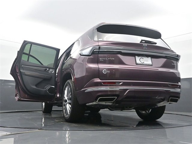 New 2026 Buick Enclave Avenir w/ Super Cruise Package image 62