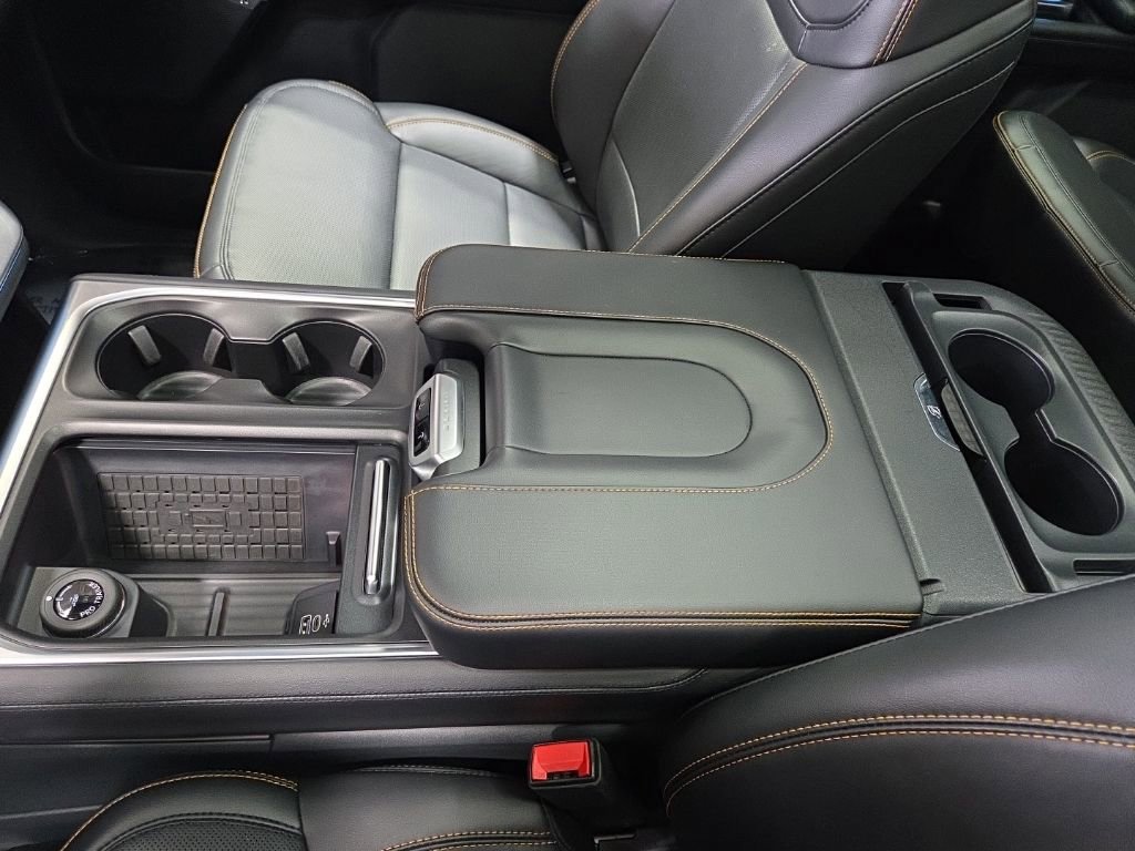 Used 2025 Ford Expedition Tremor AWD/4WD image 28