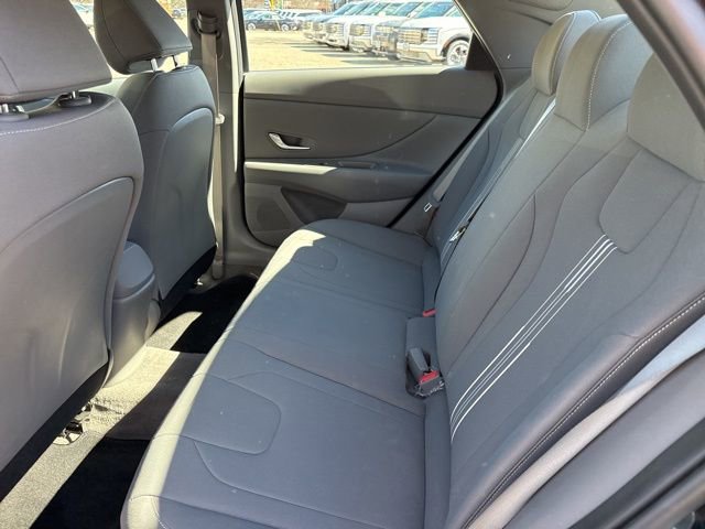 Used 2023 Hyundai Elantra SEL w/ Convenience Package image 22