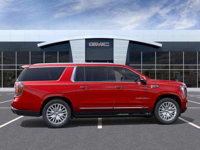 New 2026 GMC Yukon XL Denali w/ Denali Reserve Package AWD/4WD image 25